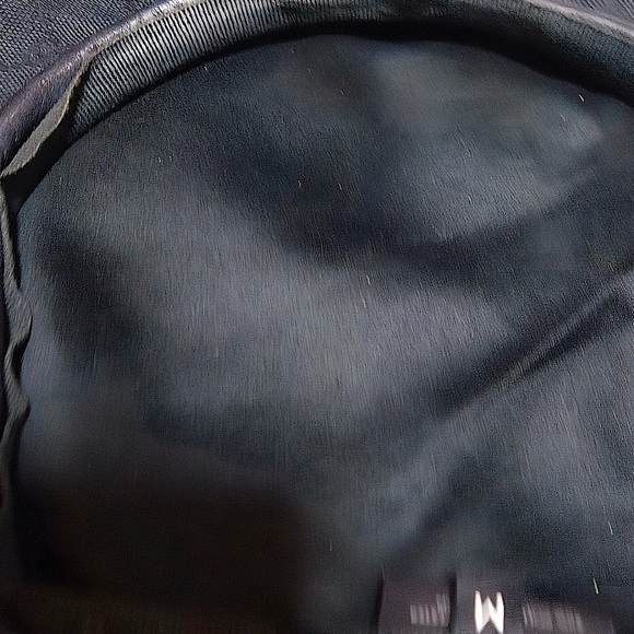 Authentic Gucci Tom Ford Black Monogram GG Jacquard Leather Trim Beret - Picture 7 of 9